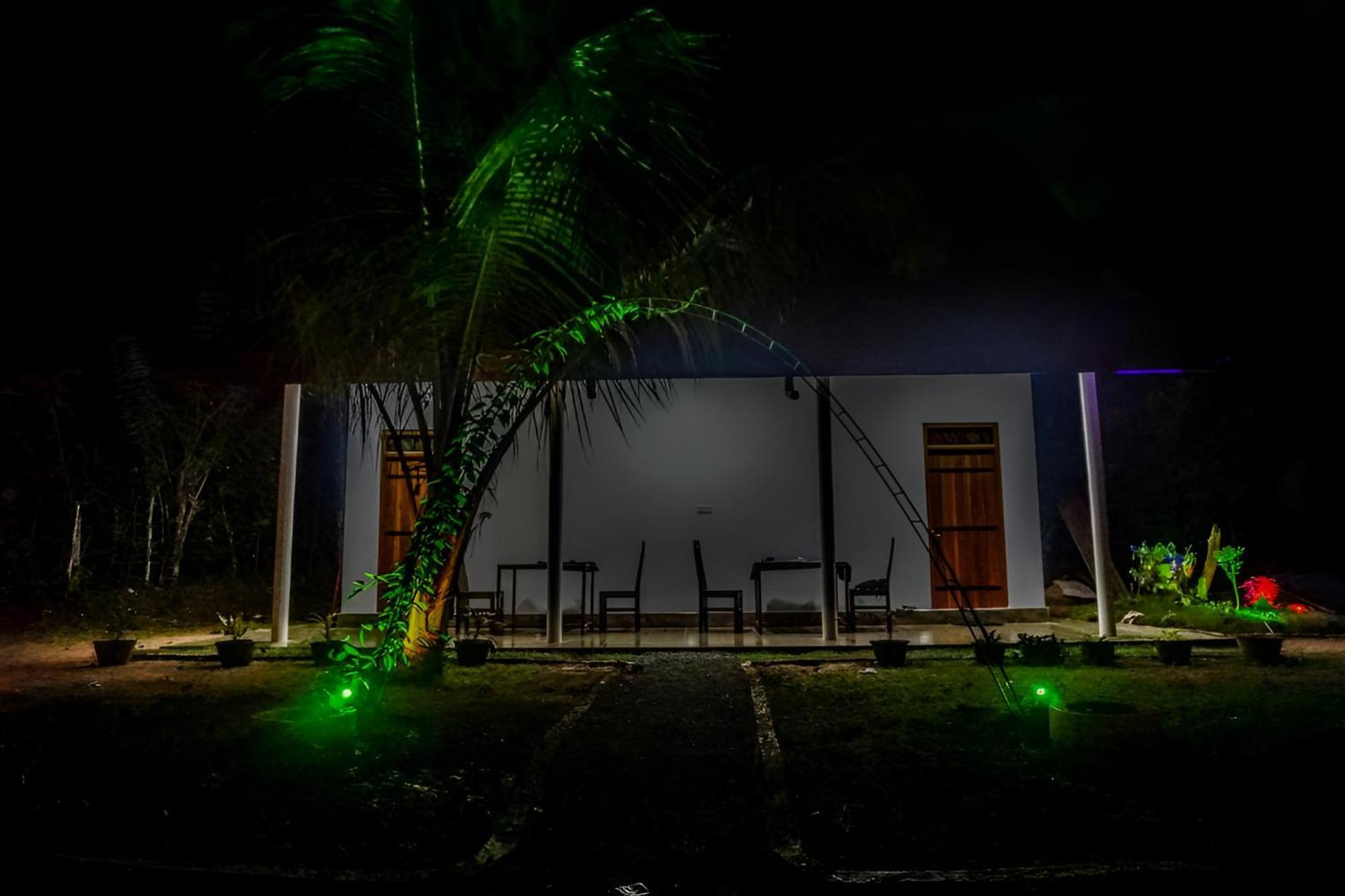 Little Ele Safari Lodge Удавалаве Екстер'єр фото